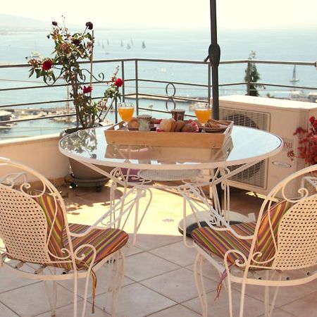 Piraeus Lux Secret Apartment Bagian luar foto