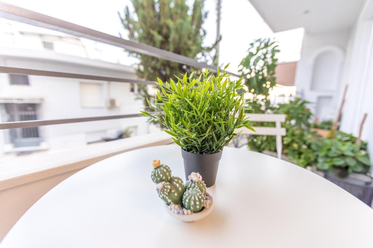 Piraeus Lux Secret Apartment Bagian luar foto