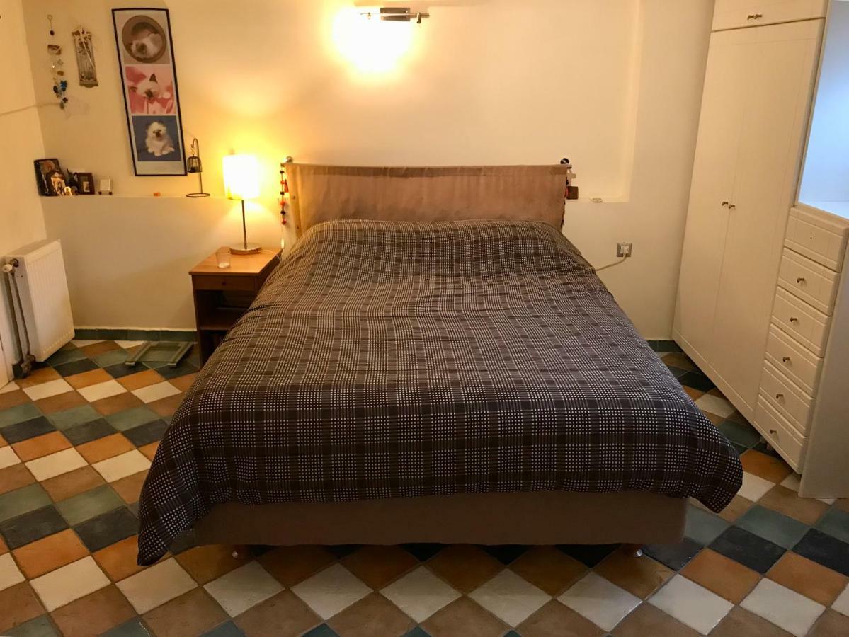 Piraeus Lux Secret Apartment Bagian luar foto