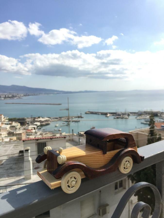Piraeus Lux Secret Apartment Bagian luar foto