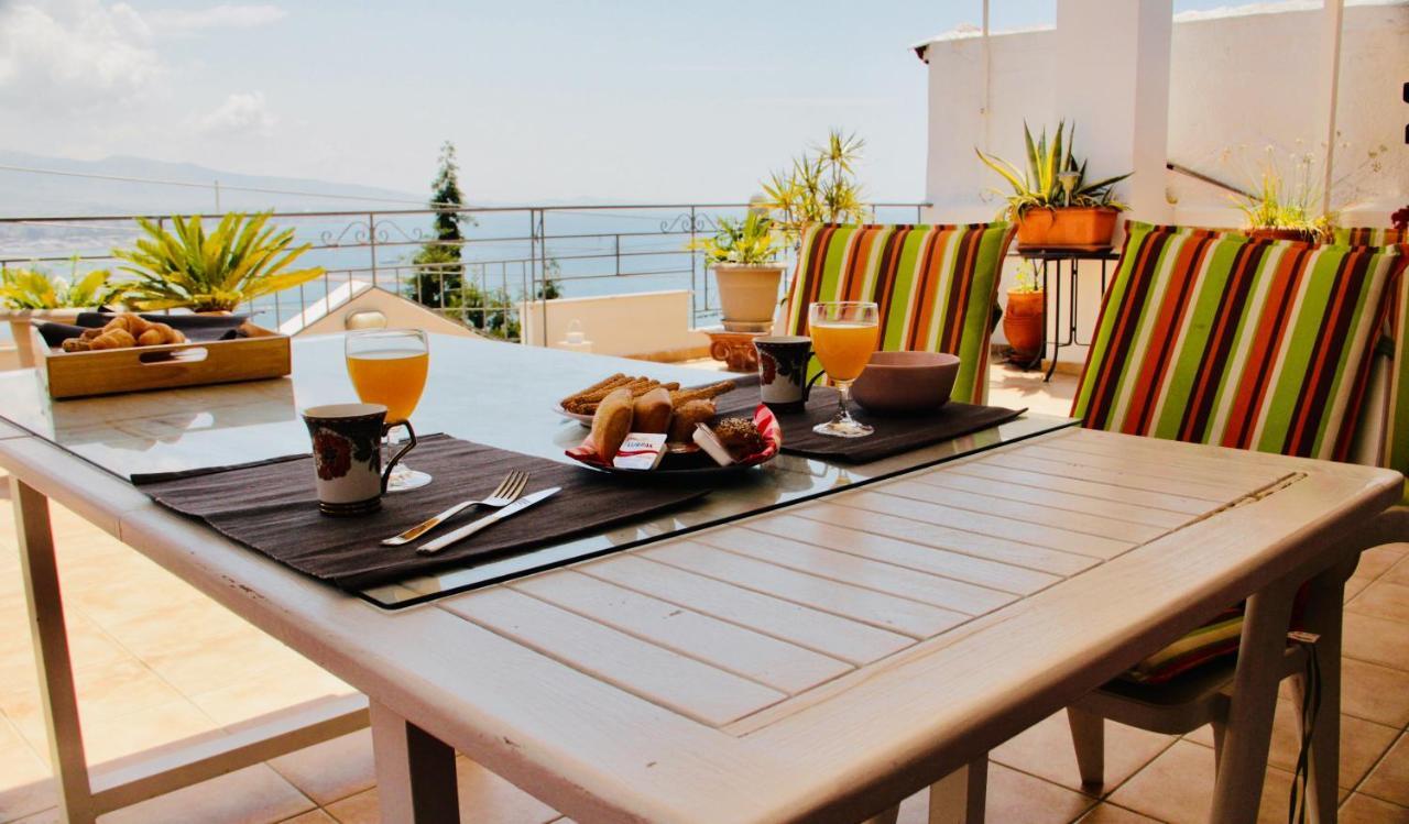 Piraeus Lux Secret Apartment Bagian luar foto